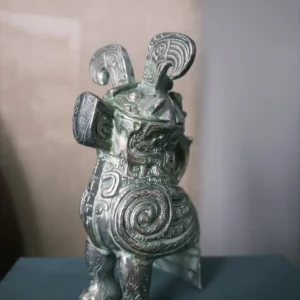 13th-Century BCE Owl Zun – Modern Reproduction Sculpture - Image 3