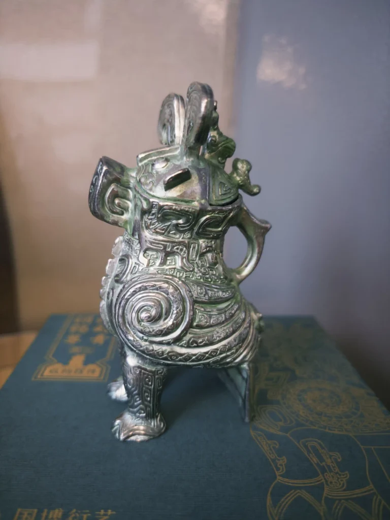 13th-Century BCE Owl Zun – Modern Reproduction Sculpture