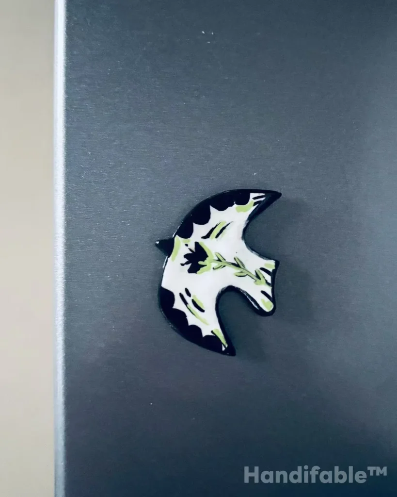 Swallow Buddy Magnet